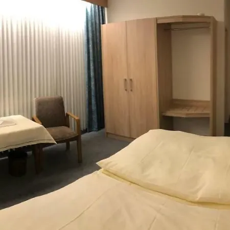 Rosenschloesschen 3* Willingen (Upland)